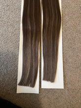 Load image into Gallery viewer, Tape hair extensions Balayage Highlights (#2/8)